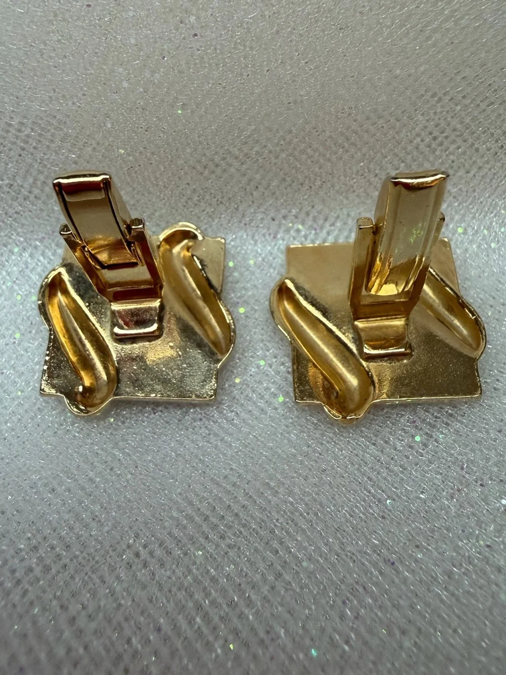 Gold Tone Swirl Square Cufflinks
